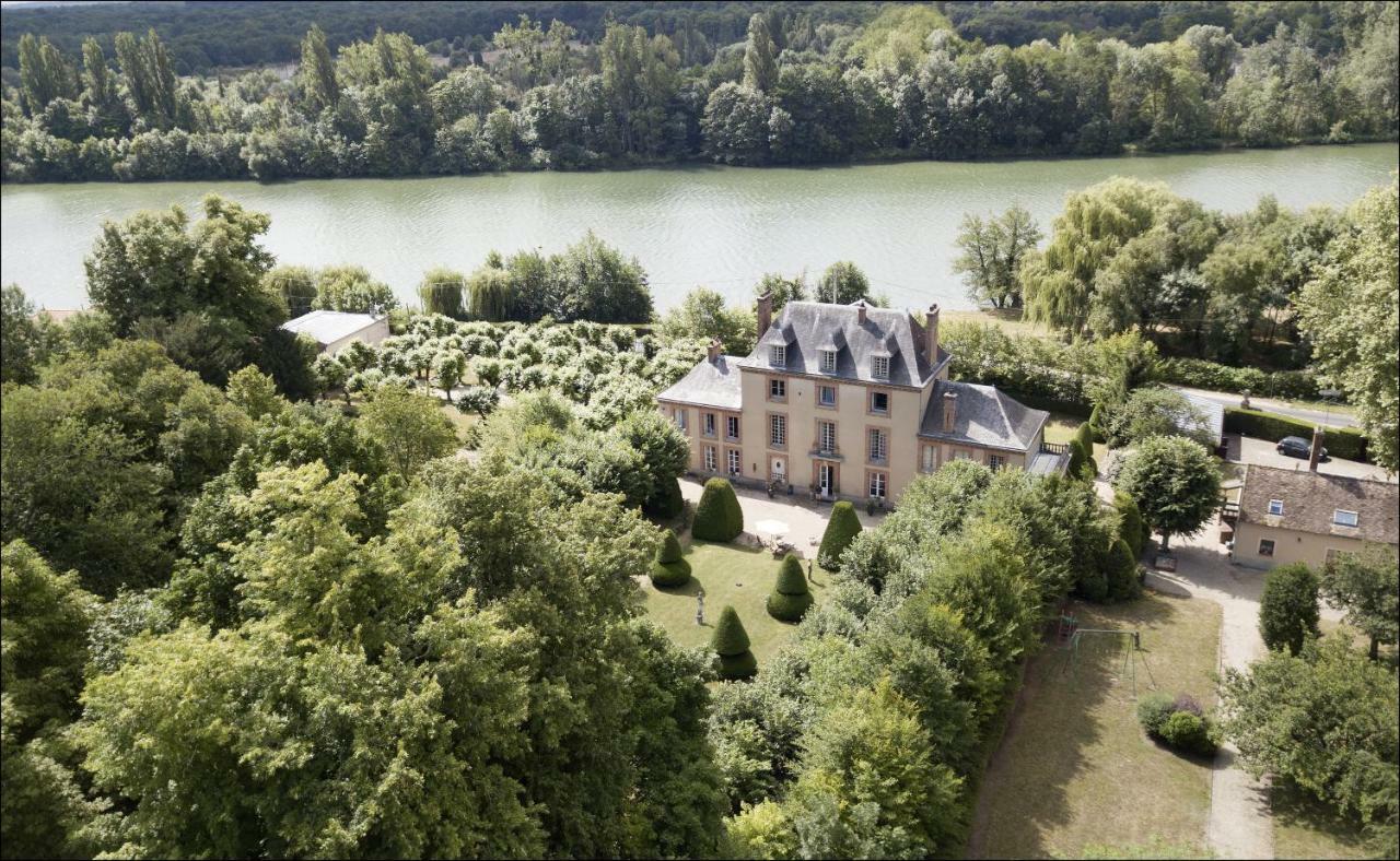 Chateau Rouillon D'Allest Chartrettes Exterior foto